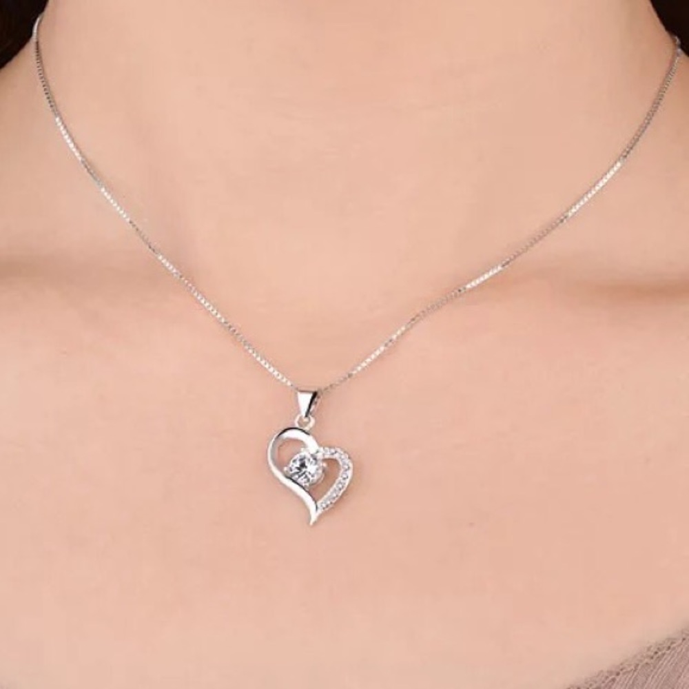 New Sterling Silver 925 Crystal Heart Necklace